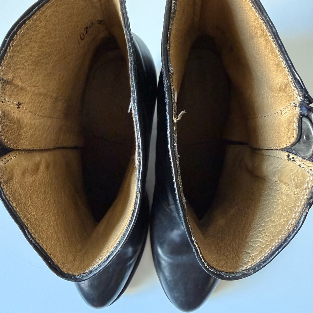 Frye Leslie Women’s Black Leather Western Zip Booties size 8.5 - Picture 6 of 10
